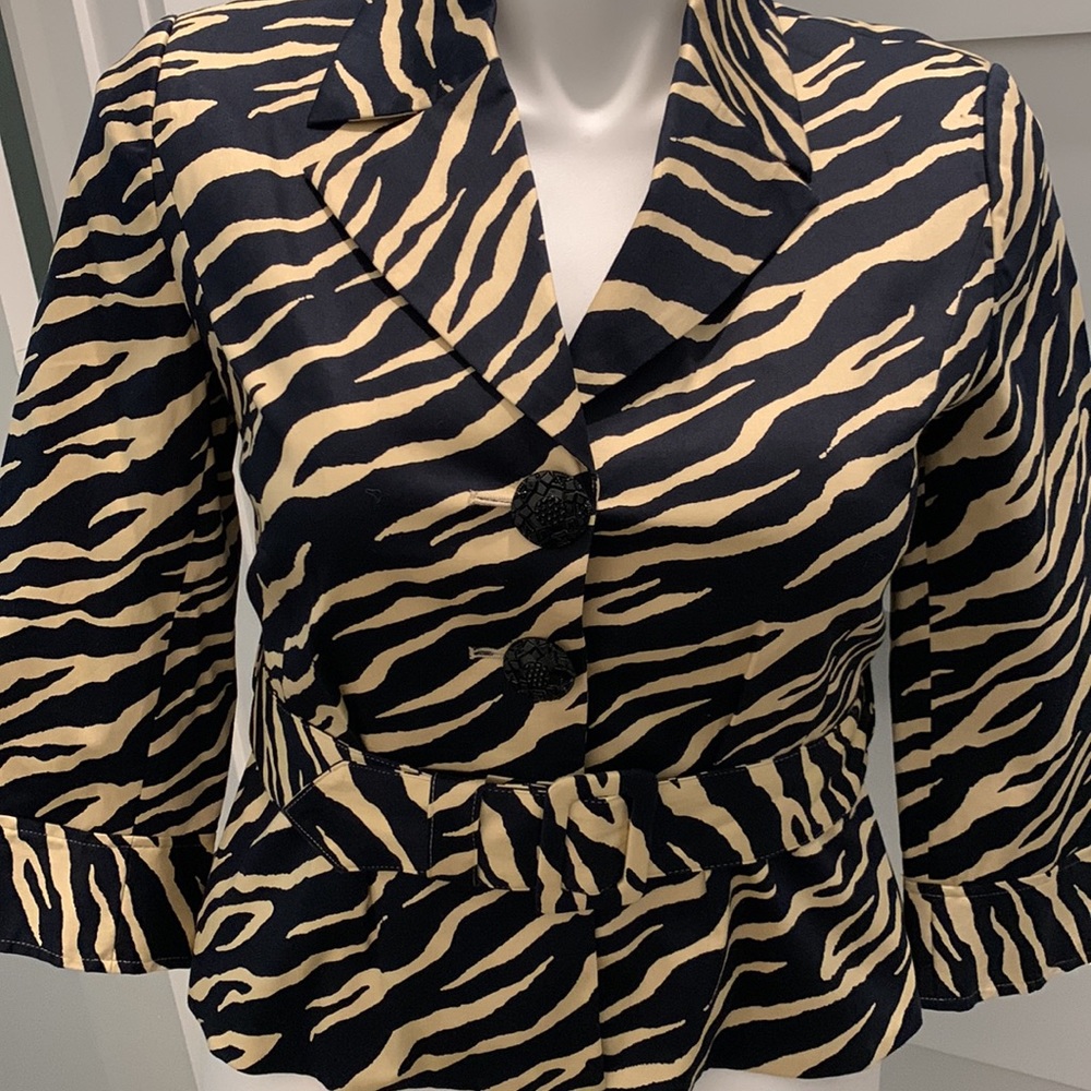 Grace Animal Print Jacket Size 8